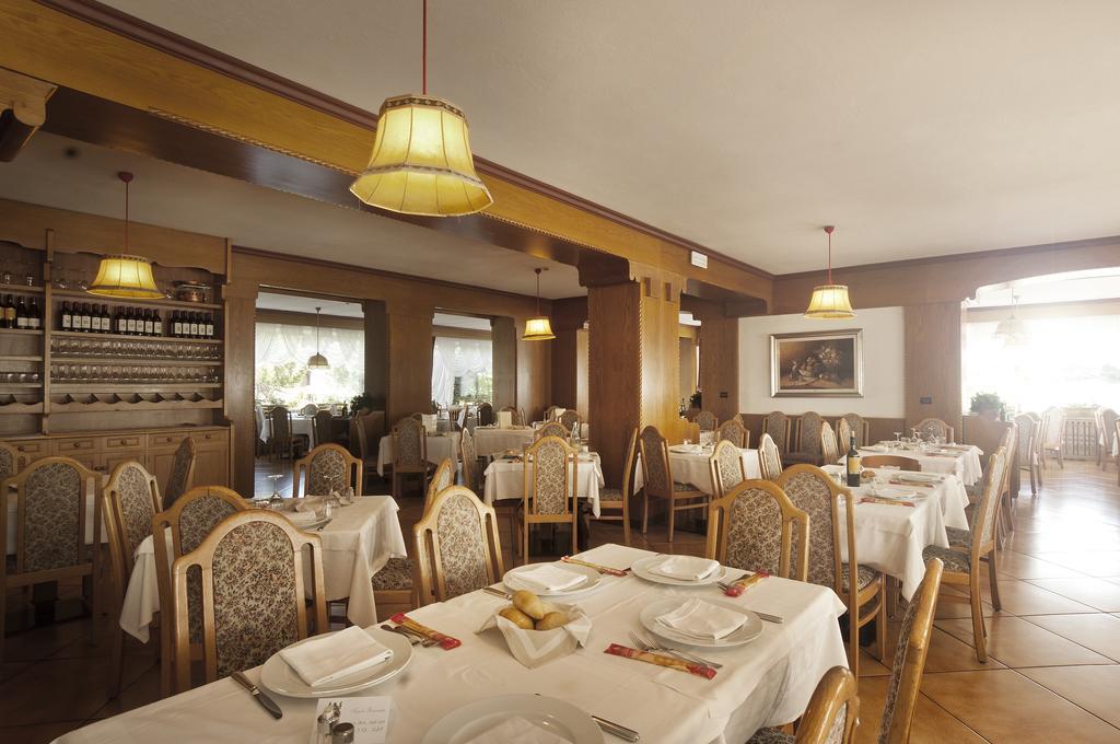 Grand Hotel Biancaneve Folgaria Exterior photo
